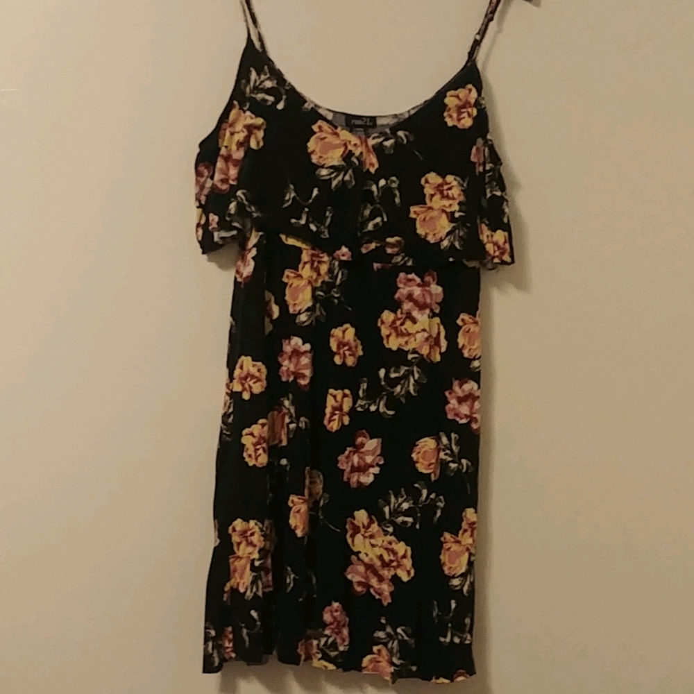 Rue 21 Black Floral Cold-Shoulder Dress US L